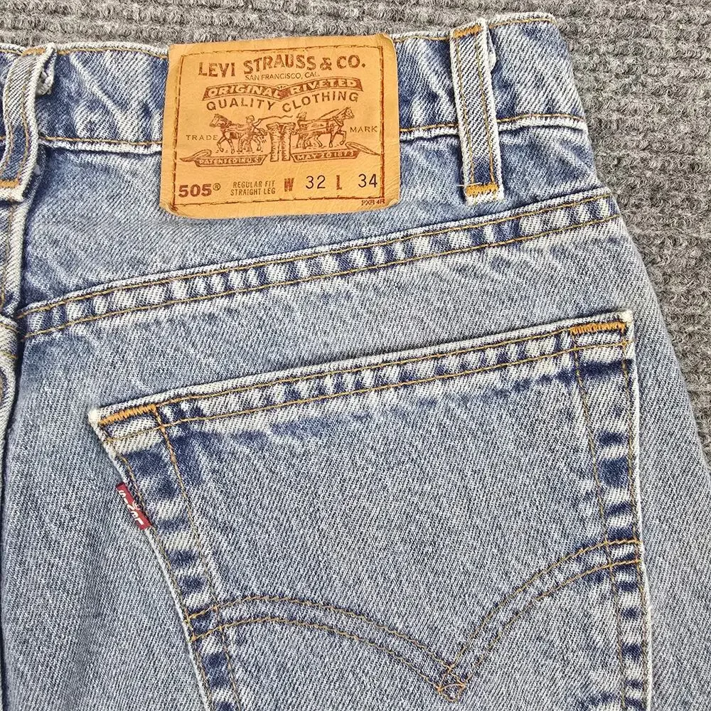 Vintage 90s Levi's 505 USA Made Jeans Tag 32x34 Measures 30x34 Light Wash USA